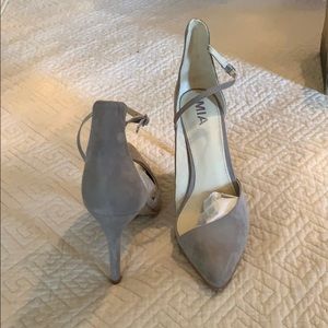 Beautiful gray suede stilettos by Mia